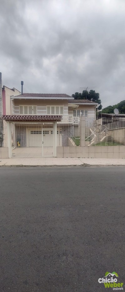 Casa na santa Isabel